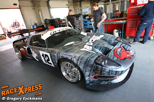 De 'Mad Croc' Ford GT van Pertti Kuismanen